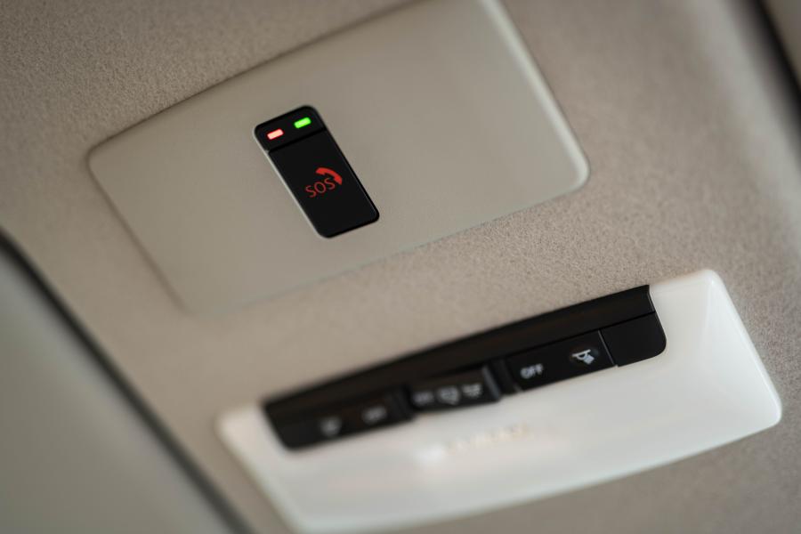 Детали интерьера Nissan Kicks e-POWER 2020 года  (JP) (фото 25 из 38)